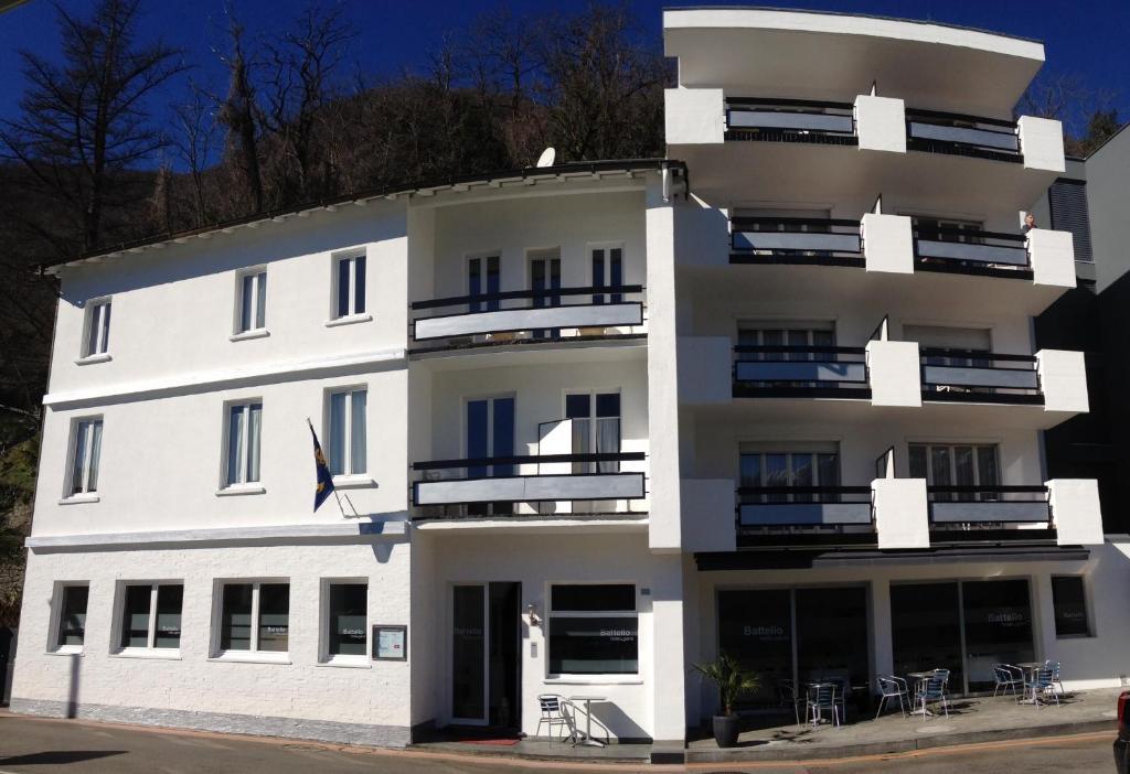 Hotel Garni Battello Melide Eksteriør bilde