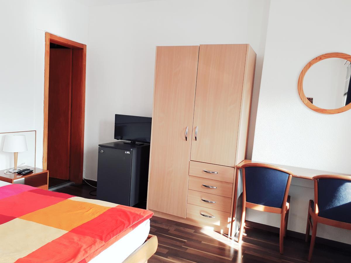 Hotel Garni Battello Melide Eksteriør bilde
